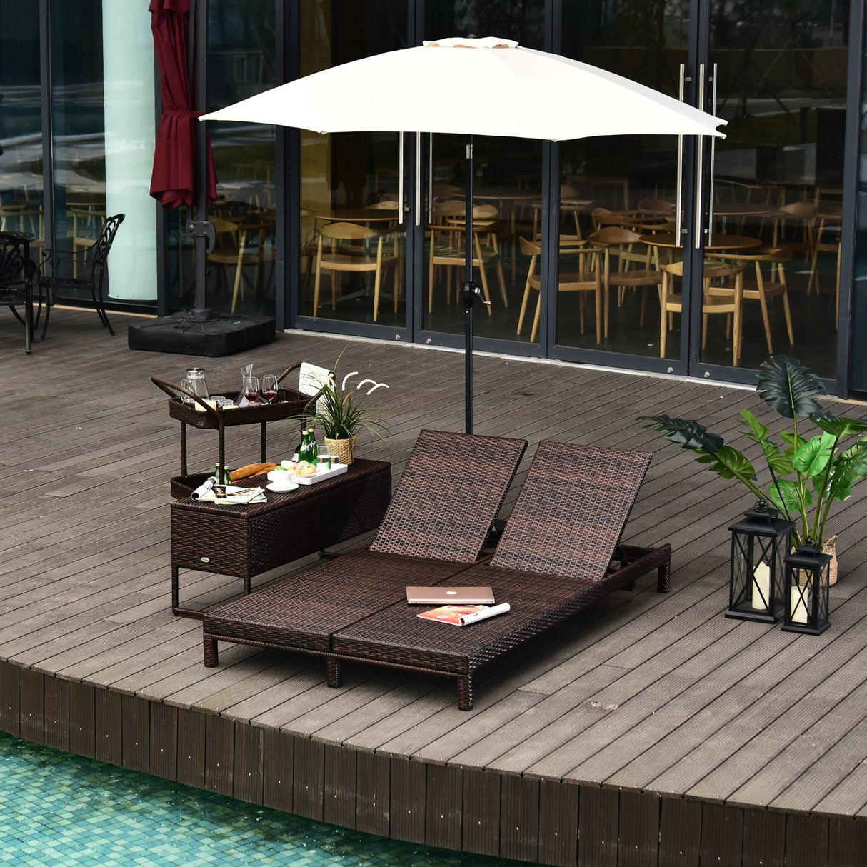 EASYCOMFORT 2-zits ligstoel in bruin PE-rotan met witte matras