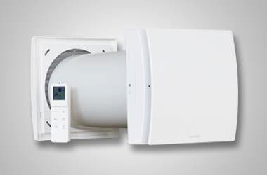 VMC Decentrale Warmteterugwinningsunit AERAULIQA Quantum Next 150 met afstandsbediening