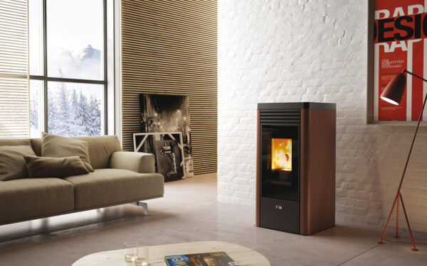 immagine-1-anselmo-cola-stufa-a-pellet-ventilata-anselmo-cola-klean-827-kw-in-acciaio-maiolica-jpg