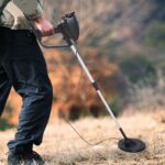 immagine-2-easycomfort-easycomfort-metal-detector-cercametalli-2-modalita-bobina-impermeabile-con-attacco-cuffia-132477-5-105cm-nero-ean-8054144132808-jpg